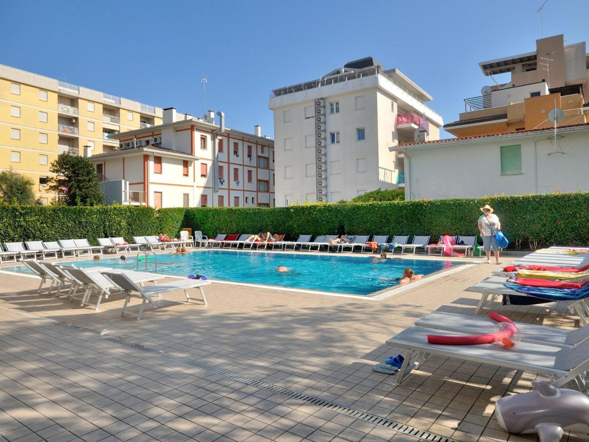 Apartment In Bibione Spiaggia Near The Beach Exterior foto