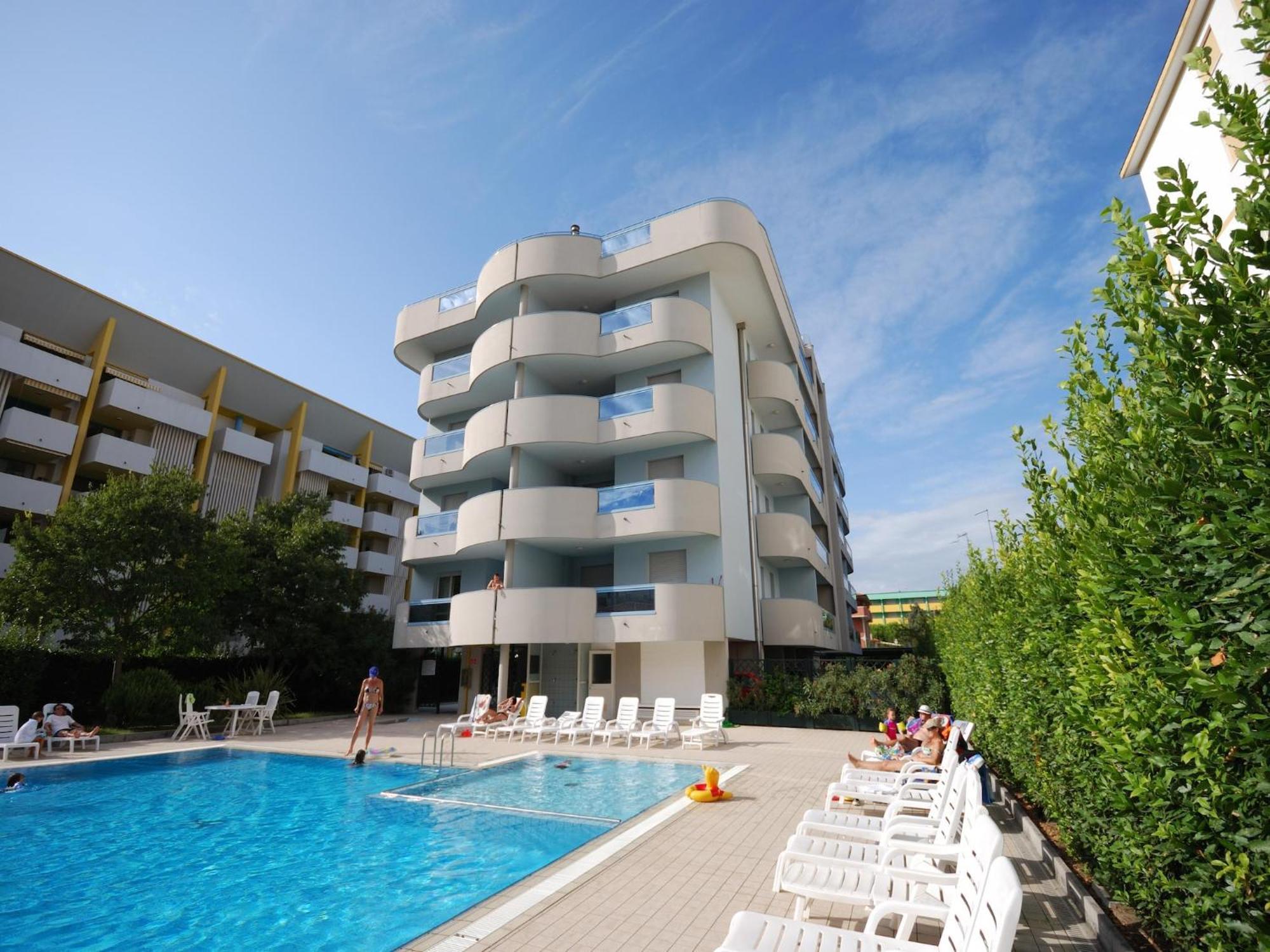 Apartment In Bibione Spiaggia Near The Beach Exterior foto
